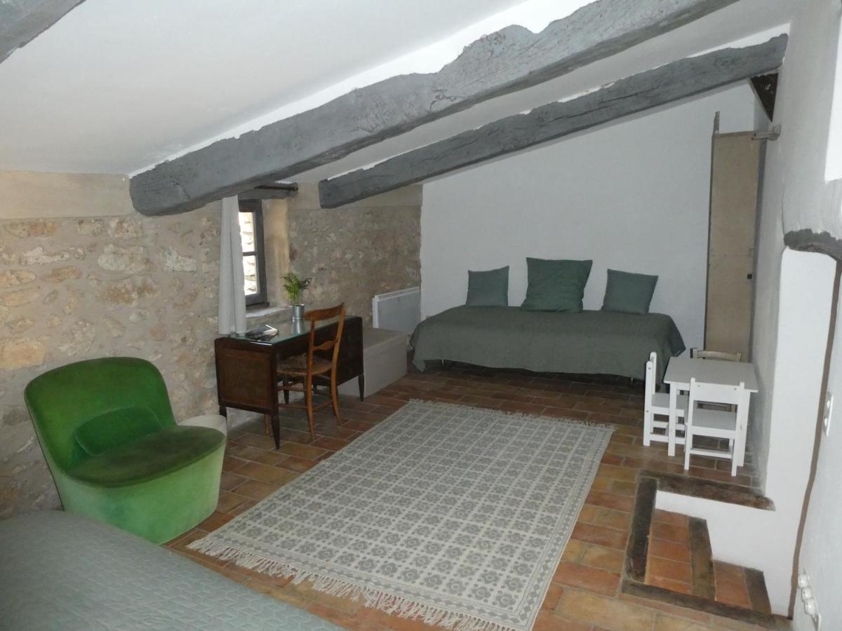 Le Jas Des Aiguiers Hotel Saint-Saturnin-d'Apt Bagian luar foto
