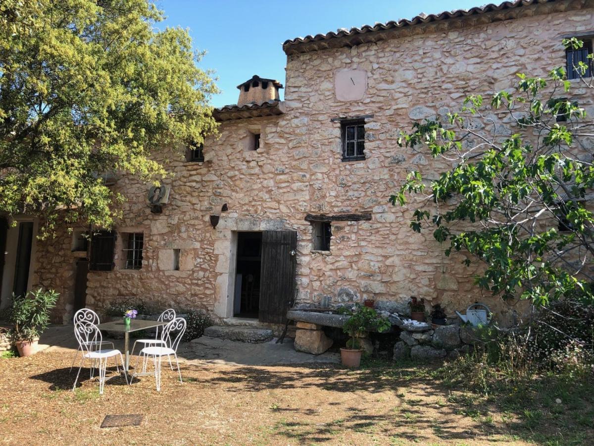 Le Jas Des Aiguiers Hotel Saint-Saturnin-d'Apt Bagian luar foto